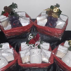 handcrafted wax melts gift baskets *white*